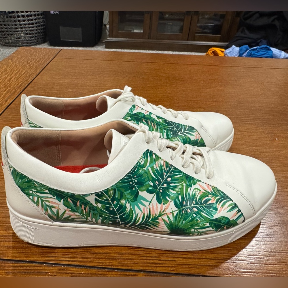 Fit Flop Women's White Leather Sneaker Tropical Comfort Shoes White Size 8 EUC!! - Picture 2 of 9